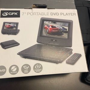 COPY - GPX
GPX Portable 7" DVD Player, PD701B